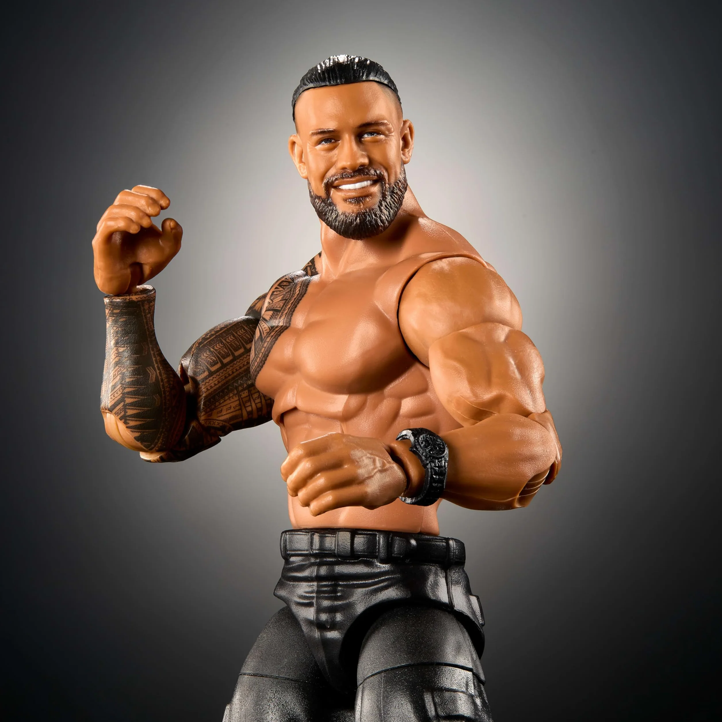 Mattel WWE Elite figurka i akcesoria, seria #117 15 cm kolekcjonerska Roman Reigns z 25 punktami artykulacji i wymiennymi rękami